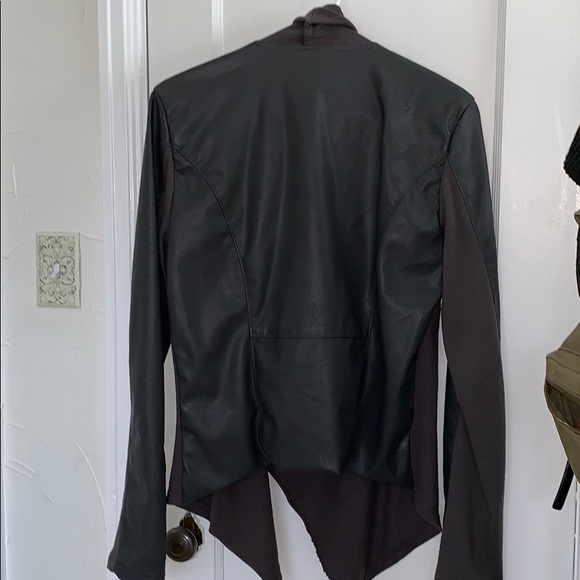 Sweatshirt jacket - Picture 3 of 4